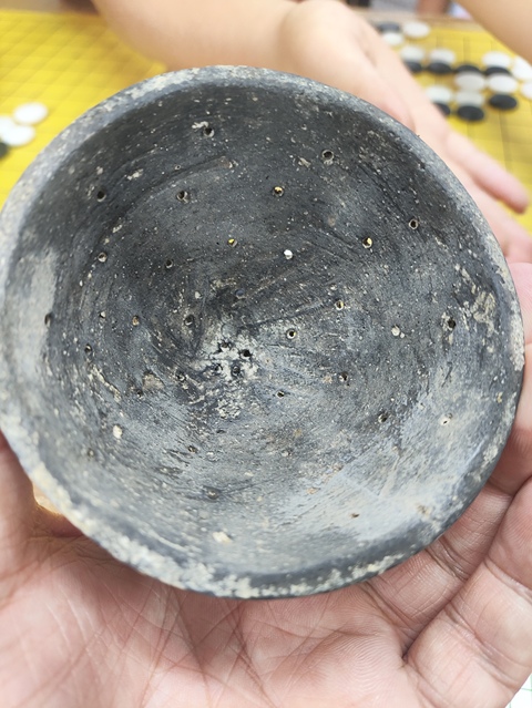 古玩陶瓷東漢陶香薰真品鑒賞圖
