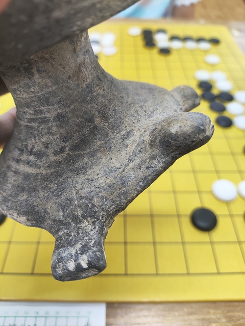 古玩陶瓷東漢陶香薰真品鑒賞圖