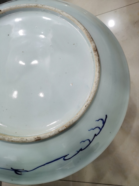古玩陶瓷清康熙 青花纏枝牡丹紋大盤真品鑒賞圖