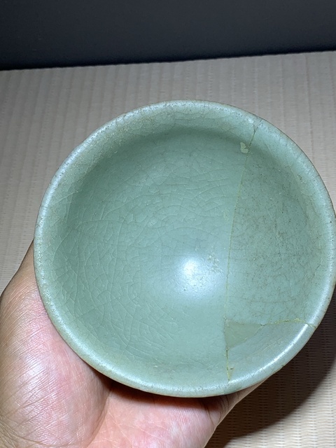 古玩陶瓷龍泉窯蓮瓣碗真品鑒賞圖