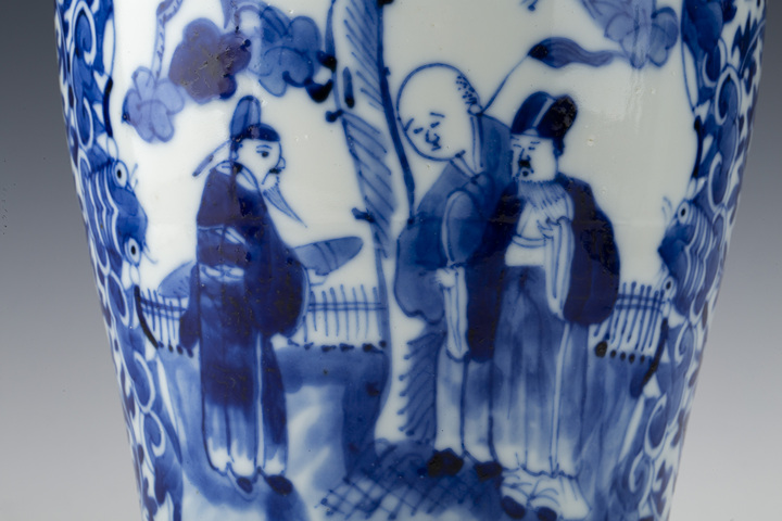古玩陶瓷清晚·青花花卉開窗人物故事紋瓶
真品鑒賞圖