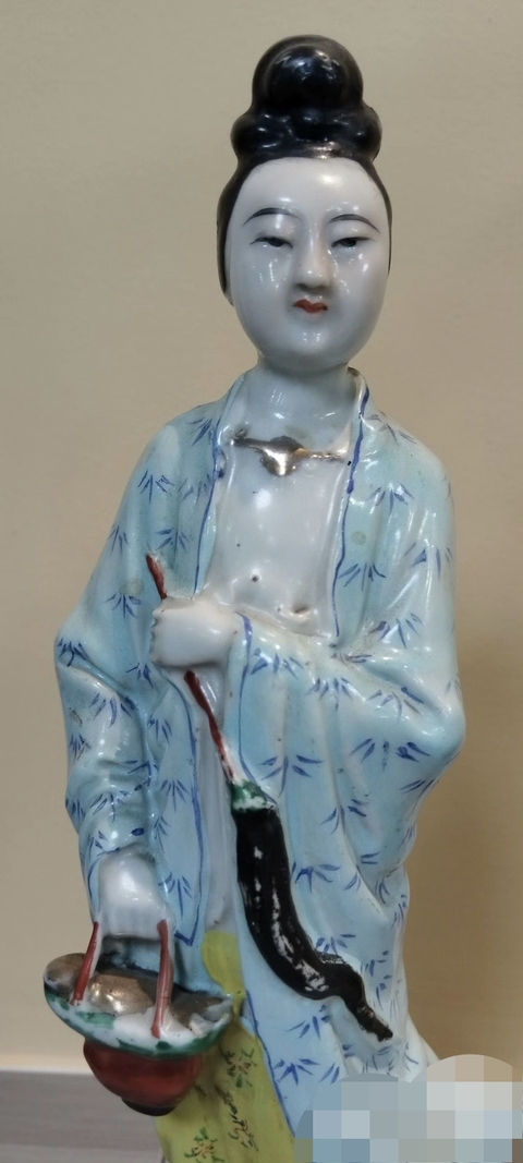 古玩陶瓷粉彩仕女人物造像真品鑒賞圖