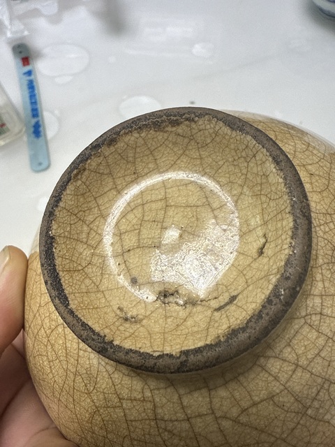 古玩陶瓷漳州窯哥釉茶碗真品鑒賞圖
