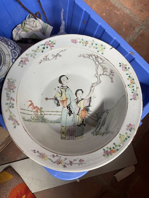 古玩陶瓷淺絳人物故事洗手盆真品鑒賞圖