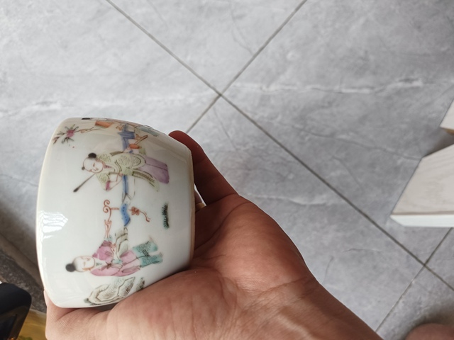 古玩陶瓷粉彩嬰戲圖蓋缸真品鑒賞圖
