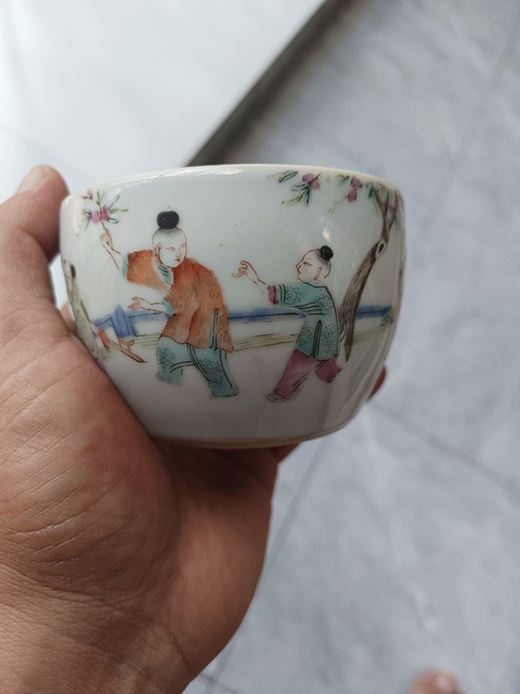 古玩陶瓷粉彩嬰戲圖蓋缸真品鑒賞圖