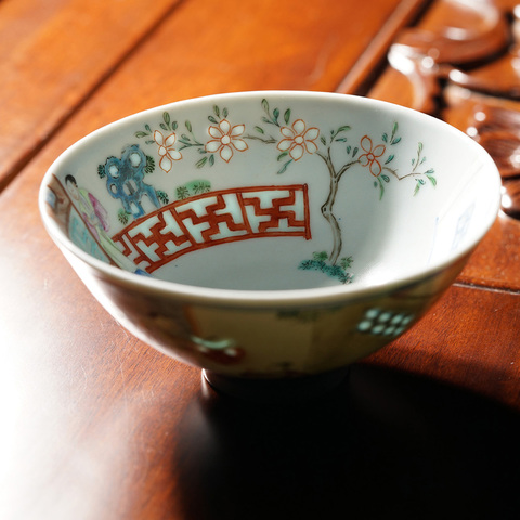 古玩陶瓷粉彩碗（沖）真品鑒賞圖