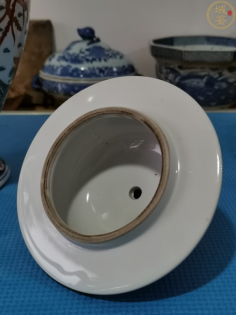 古玩陶瓷約創匯期之后日本粉彩花鳥紋蓋罐真品鑒賞圖