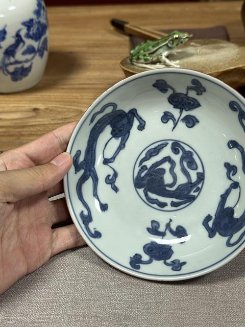 古玩陶瓷龍紋盤真品鑒賞圖