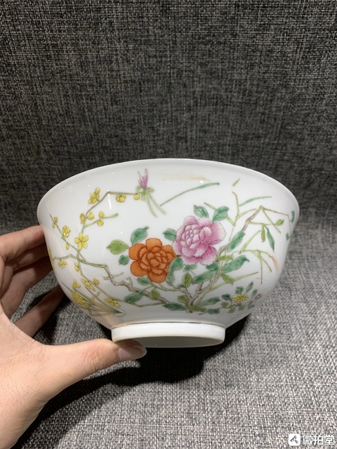 古玩陶瓷民國 粉彩花卉紋碗真品鑒賞圖