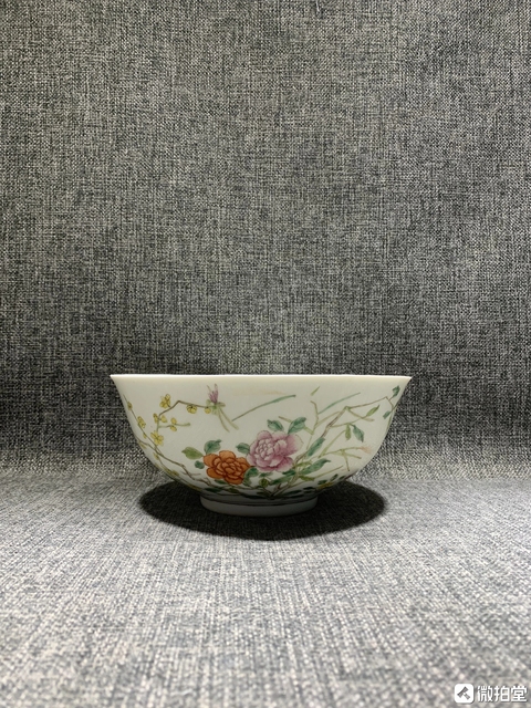 古玩陶瓷民國 粉彩花卉紋碗真品鑒賞圖