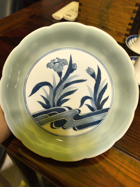 古玩陶瓷豆青青花花卉花口洗（日本瓷）真品鑒賞圖