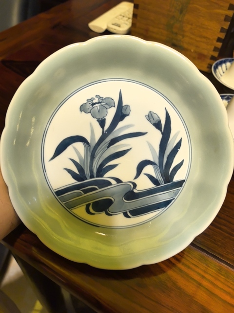 古玩陶瓷豆青青花花卉花口洗（日本瓷）真品鑒賞圖