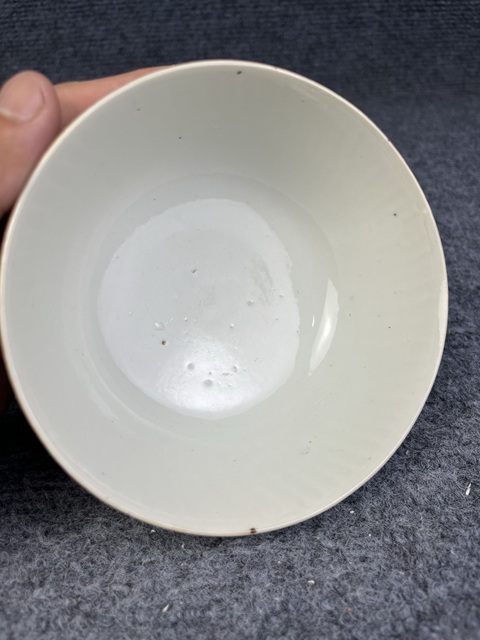 古玩陶瓷紫金釉碗真品鑒賞圖