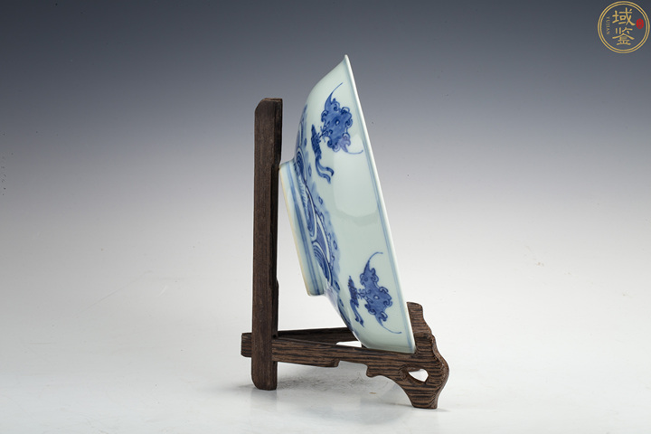 古玩陶瓷福在眼前青花盤真品鑒賞圖