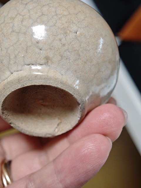 古玩陶瓷哥釉水盂真品鑒賞圖