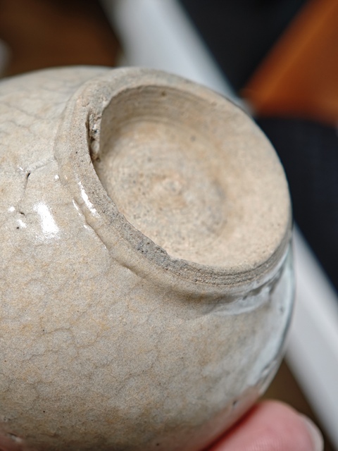 古玩陶瓷哥釉水盂真品鑒賞圖