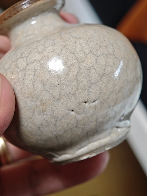 古玩陶瓷哥釉水盂真品鑒賞圖