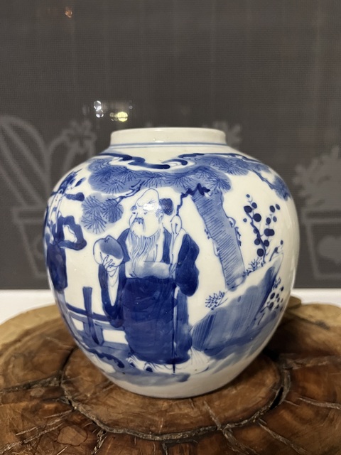 古玩陶瓷(保真卡)清晚·青花福祿壽三星人物紋罐拍賣,當前價格5888元