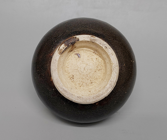 古玩陶瓷黑釉罐真品鑒賞圖