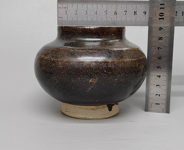 古玩陶瓷黑釉罐真品鑒賞圖
