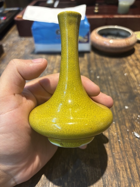 古玩陶瓷黃哥釉荸薺瓶真品鑒賞圖