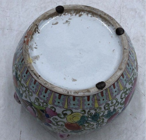 古玩陶瓷粉彩瓜蝶連綿四系粥罐真品鑒賞圖