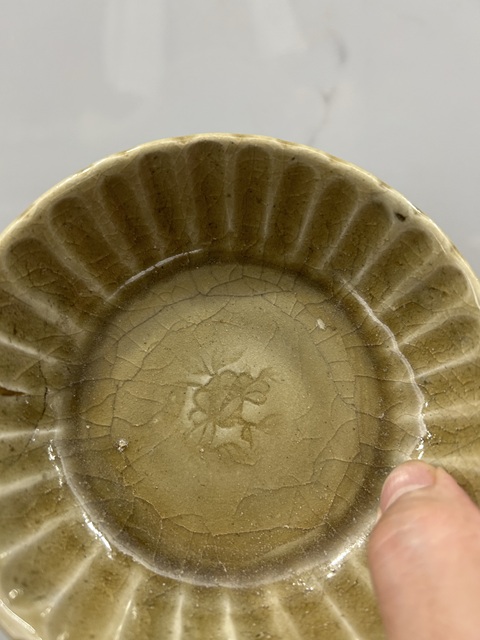 古玩陶瓷龍泉青瓷蔗椴洗真品鑒賞圖