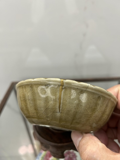 古玩陶瓷龍泉青瓷蔗椴洗真品鑒賞圖