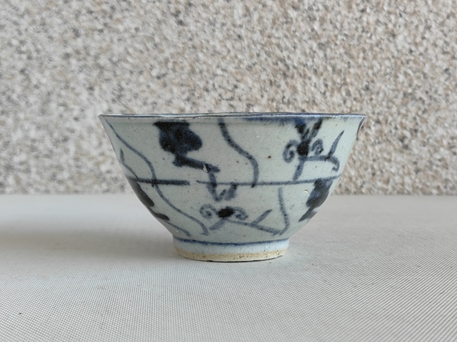 古玩陶瓷青花靈芝花卉紋茶碗拍賣,當前價格480元