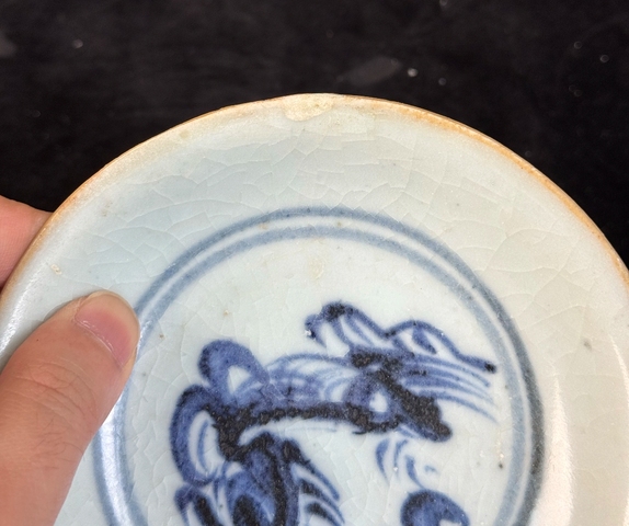 古玩陶瓷麒麟望月青花盤真品鑒賞圖