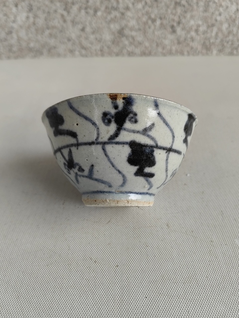 古玩陶瓷青花靈芝花卉紋茶碗拍賣,當前價格480元