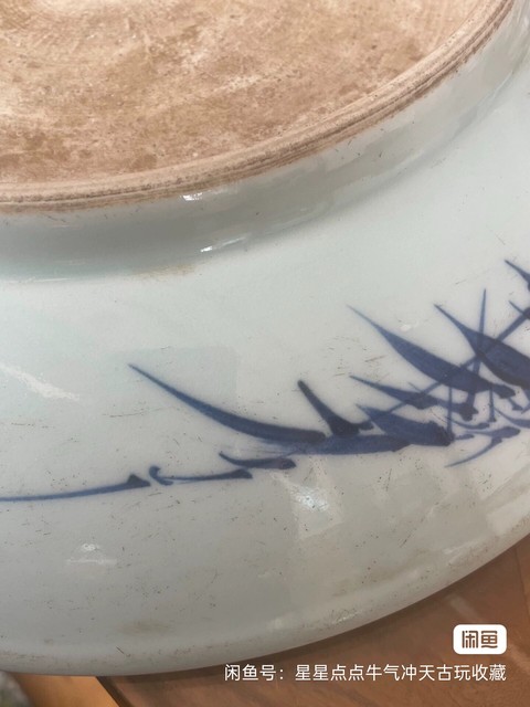古玩陶瓷柳蔭棲馬紋青花盤真品鑒賞圖