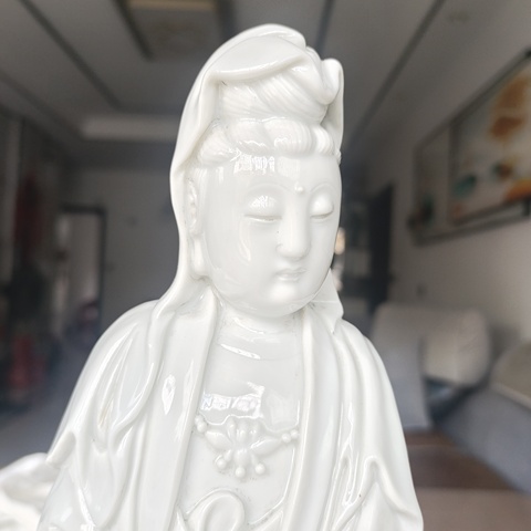 古玩陶瓷德化白瓷觀音菩薩造像真品鑒賞圖