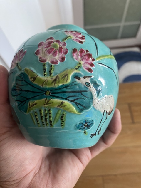 古玩陶瓷松石綠地雕瓷一路連科粉彩罐真品鑒賞圖