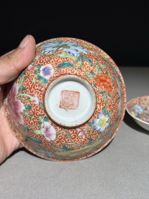 古玩陶瓷民國錦地粉彩花卉瓷一組真品鑒賞圖