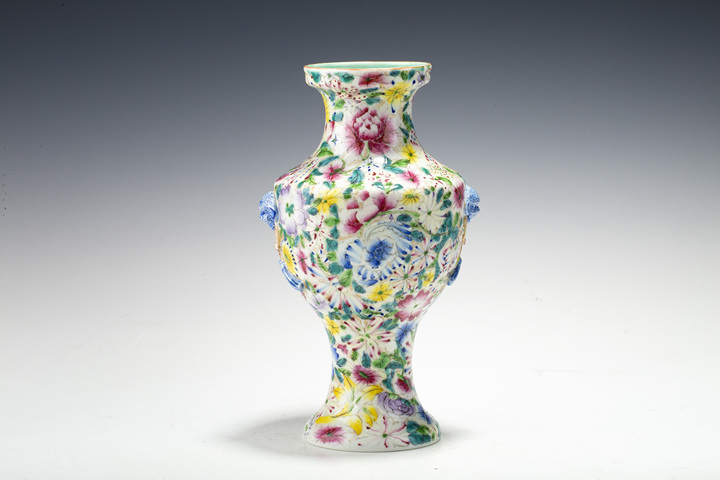 古玩陶瓷民國·粉彩百花不落地紋獸耳盤口瓶真品鑒賞圖