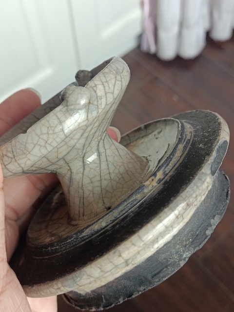 古玩陶瓷哥釉油燈真品鑒賞圖
