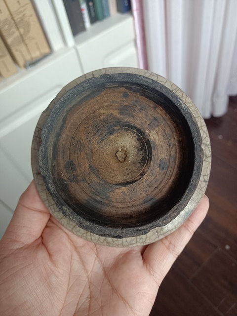 古玩陶瓷哥釉油燈真品鑒賞圖