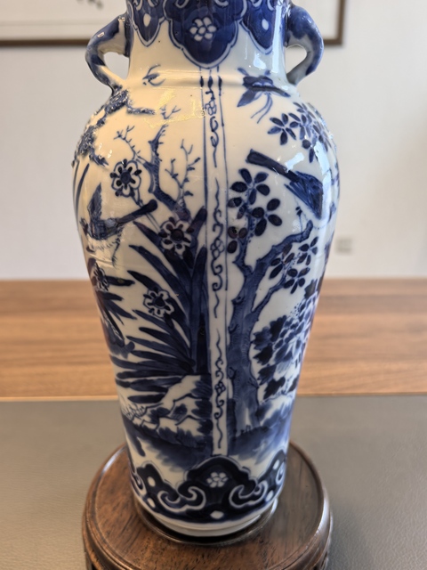 古玩陶瓷青花花鳥紋象耳尊真品鑒賞圖