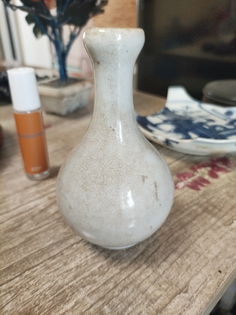 古玩陶瓷哥釉蒜頭瓶真品鑒賞圖