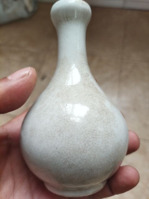 古玩陶瓷哥釉蒜頭瓶真品鑒賞圖