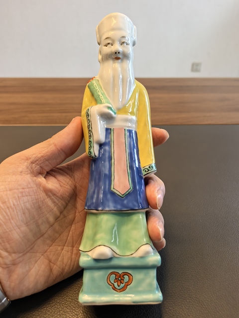 古玩陶瓷粉彩人物造像真品鑒賞圖