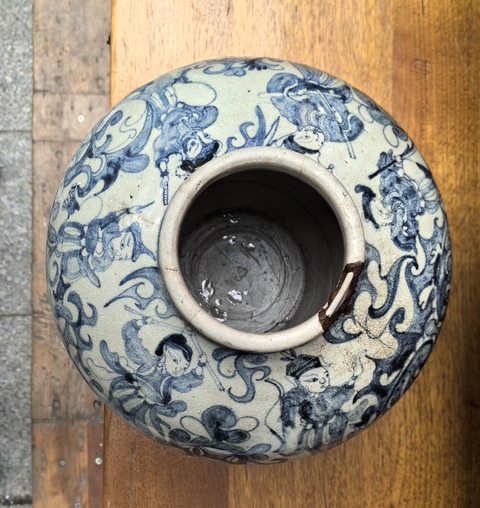 古玩陶瓷晚明哥釉青花人物故事紋大罐拍賣,當前價格68000元