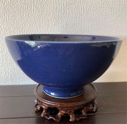 古玩陶瓷藍(lán)釉碗真品鑒賞圖
