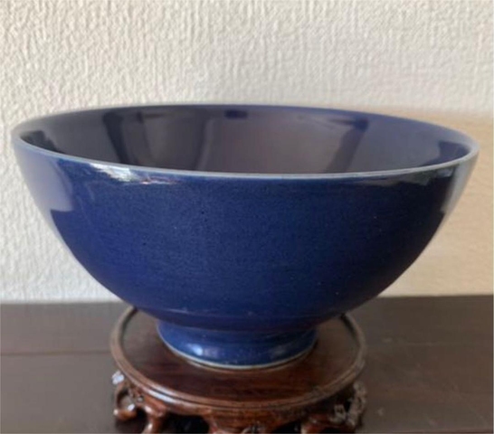 古玩陶瓷藍(lán)釉碗真品鑒賞圖