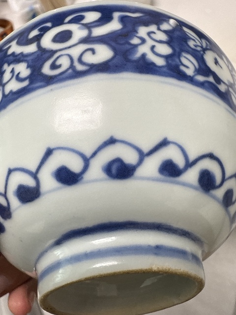古玩陶瓷明嘉靖青花花卉紋碗真品鑒賞圖