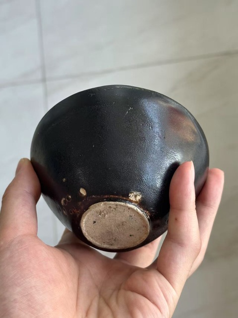 古玩陶瓷黑釉盞真品鑒賞圖