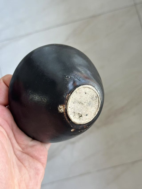 古玩陶瓷黑釉盞真品鑒賞圖