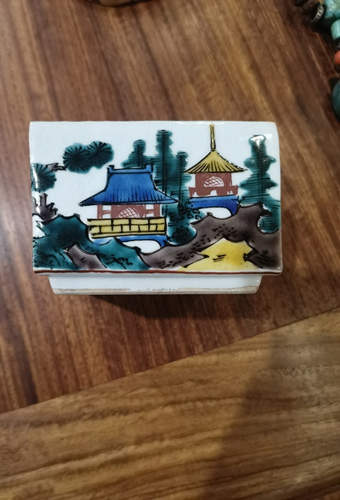 古玩陶瓷五彩四方香薰?fàn)t真品鑒賞圖